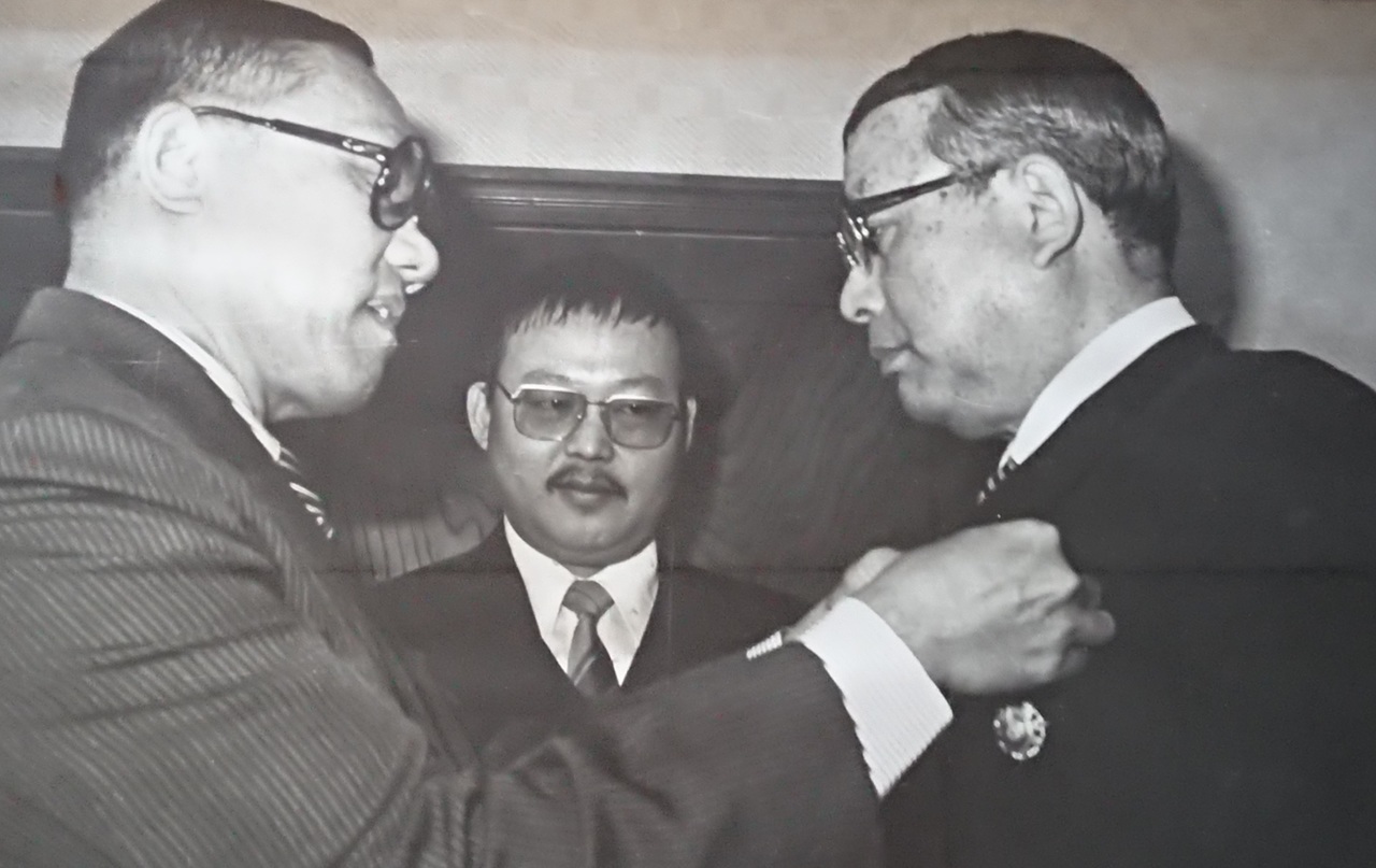 勲章授与